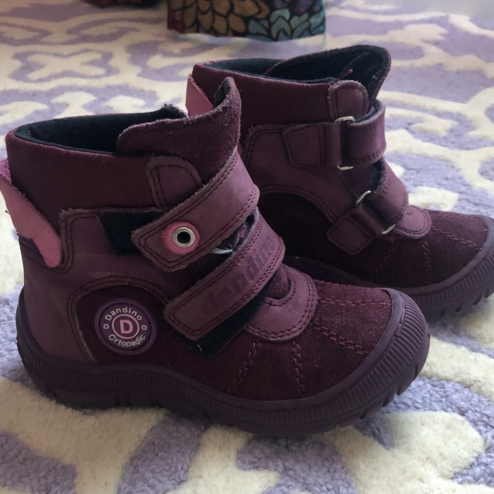 Toddler girl fall boots size 8.5T